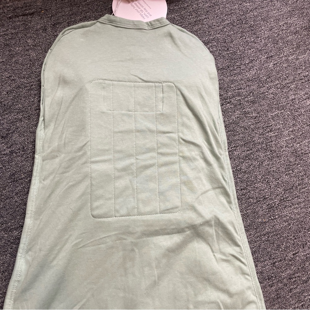 Dreamland baby Quilted weighed Green Baby Sleep Sack Swaddle - Picture 3 of 16